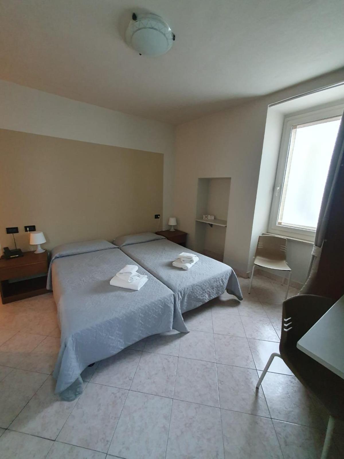 Hotel Cumili Capo di Ponte Esterno foto